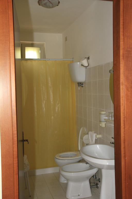 Hotel La Quiete Assisi Zimmer foto